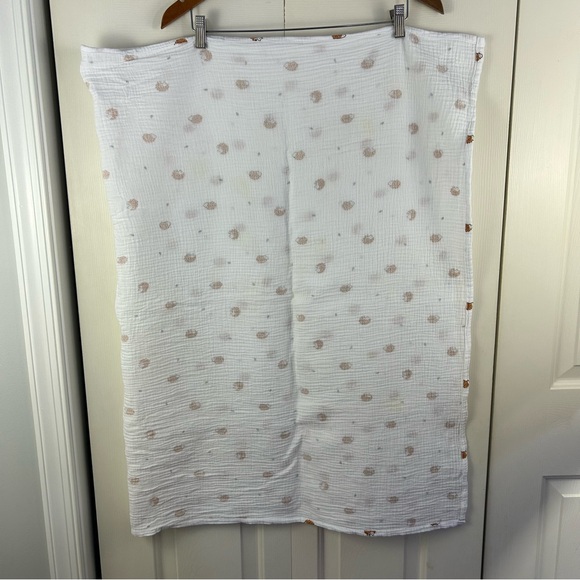 Hedgehog Baby Swaddle Blanket Muslin Brown White Dark Tan Acorns - Picture 11 of 11